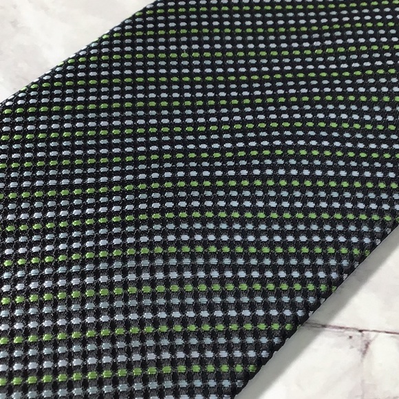 Strauss green and silver silk blend tie - Picture 4 of 6